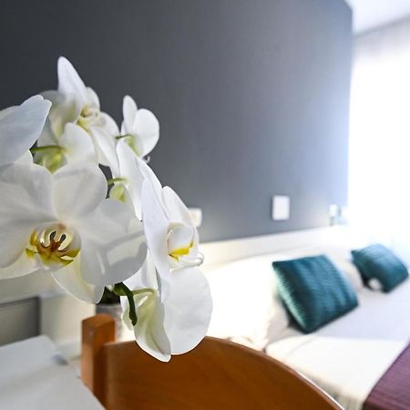 Hotel Montebello Riccione Exterior photo